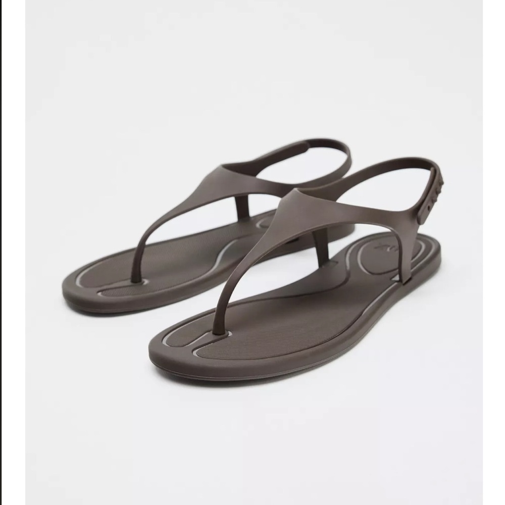 Zara Rubberized Flat Sandals